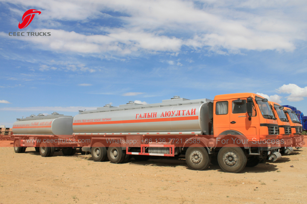 SINOTRUK HOWO Fuel Diesel Oil Delivery Tanker Trucks case SINOTRUK HOWO Fuel Diesel Oil Delivery Tanker Trucks case