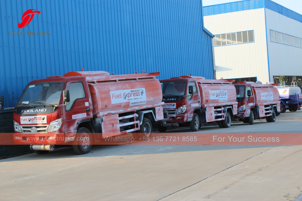 SINOTRUK HOWO Fuel Diesel Oil Delivery Tanker Trucks case SINOTRUK HOWO Fuel Diesel Oil Delivery Tanker Trucks case