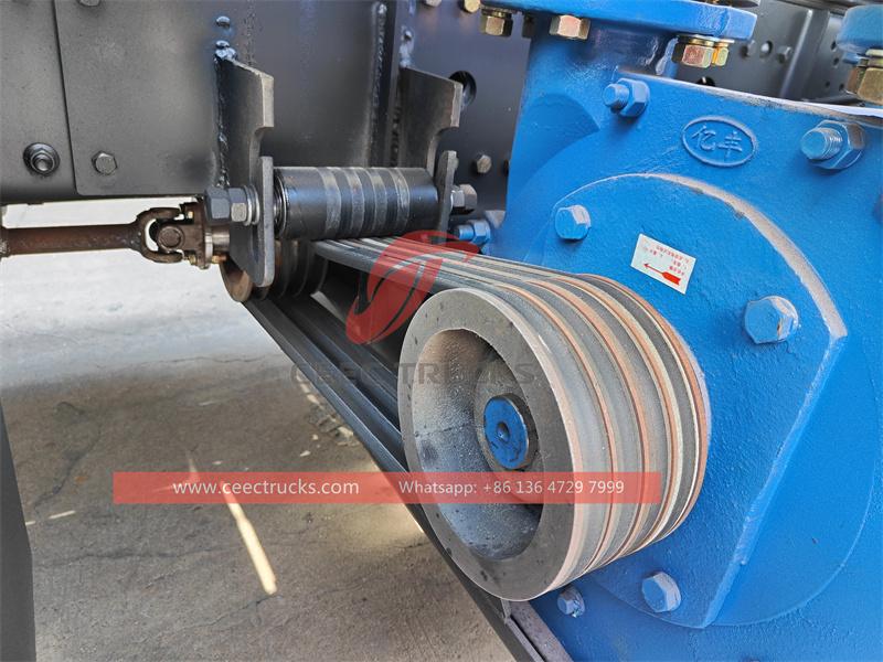 Shacman 340HP 6000&nbsp;gallon&nbsp;vacuum&nbsp;tanker