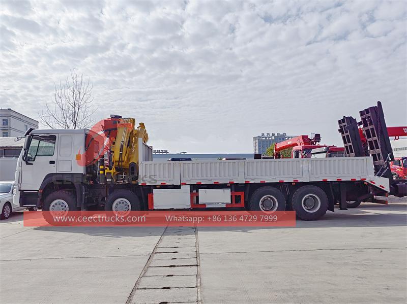 HOWO&nbsp;8x4 knuckle crane truck&nbsp; (25 tons)