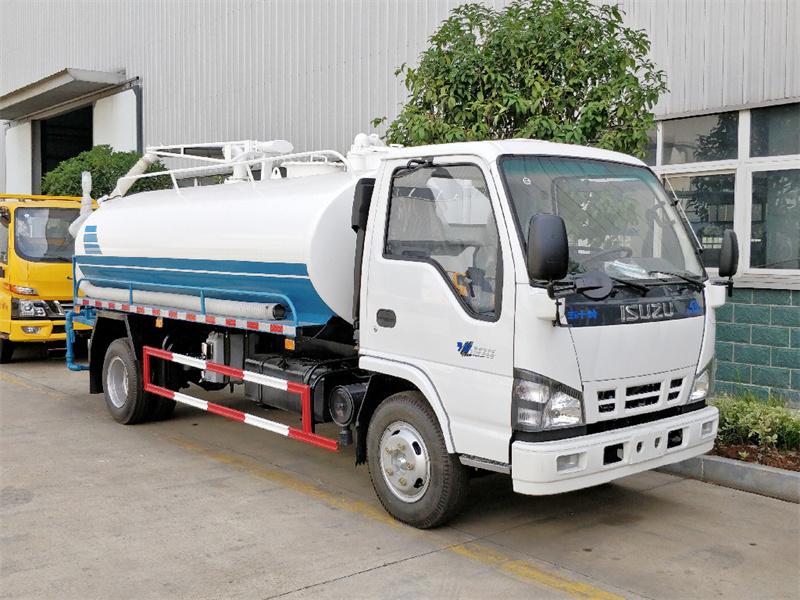 Isuzu NKR sewage cleaning truck Isuzu NKR sewage cleaning truck