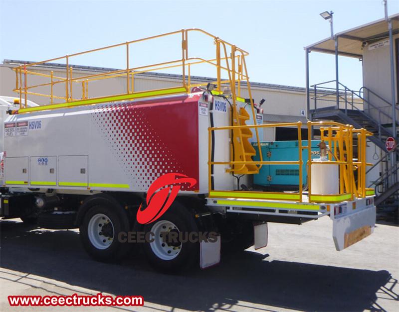 Ladders and guardrails Ladders and guardrails