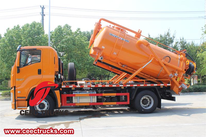 Isuzu FVR GIGA 4x2 combination jetter Isuzu FVR GIGA 4x2 combination jetter