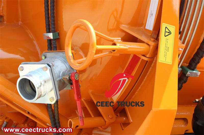 Tailgate locking device Tailgate locking device