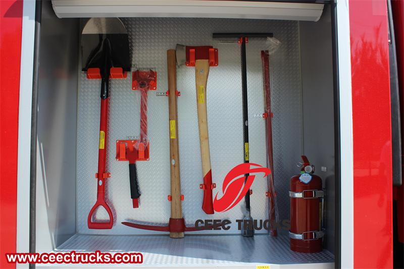 Fire axe, shovel, pickaxe, fire wrench Fire axe, shovel, pickaxe, fire wrench