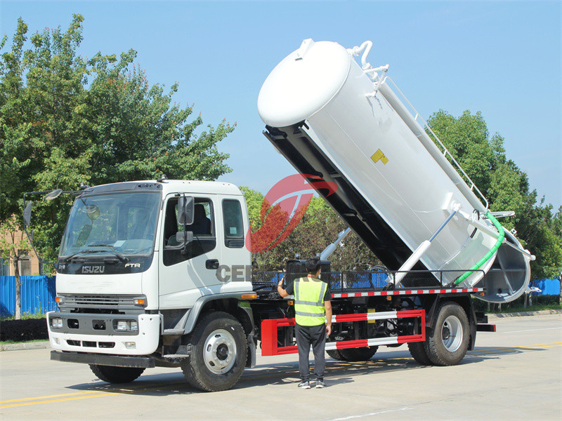 Isuzu lorry vacuum tankers Isuzu lorry vacuum tankers