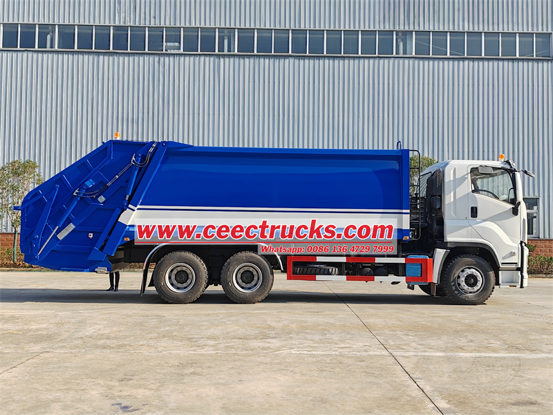 Isuzu GIGA 20cbm refuse rear loader