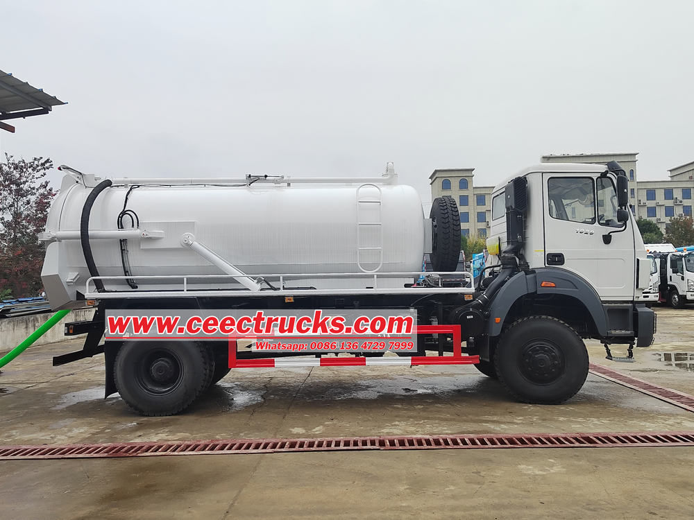 Isuzu 8,000 liters gully sucker vacuum truck