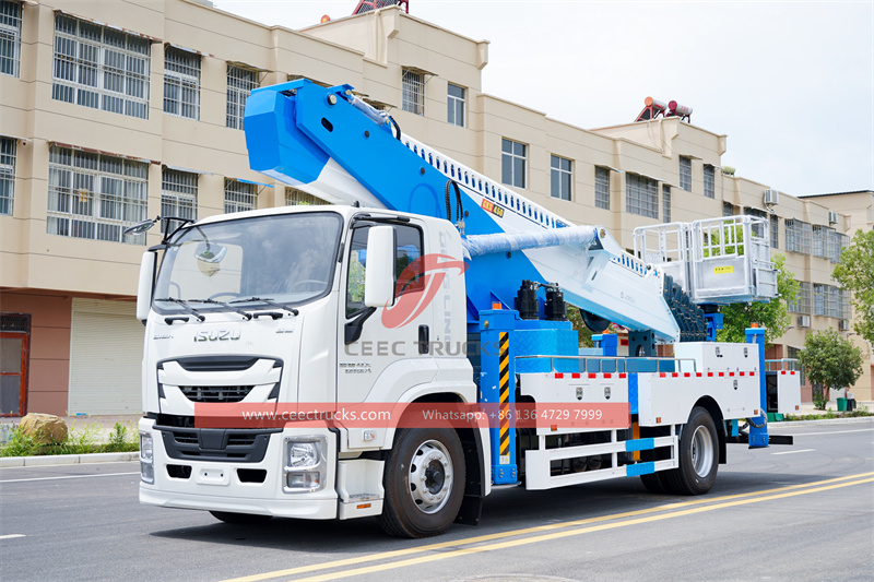 Isuzu GIGA 45m aerial platform truck
