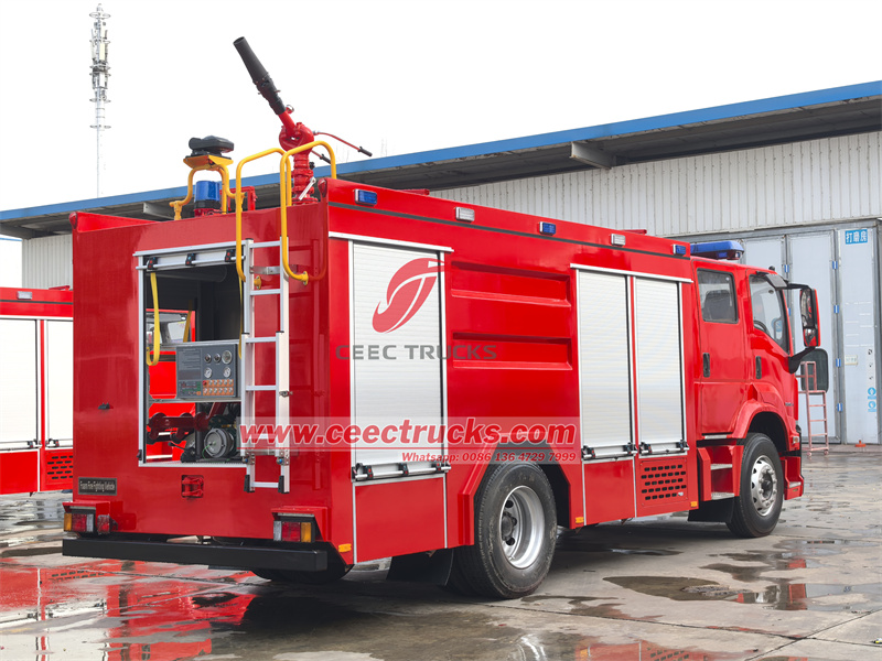 ISUZU GIGA 4X pumper tank fire truck ISUZU GIGA 4X pumper tank fire truck