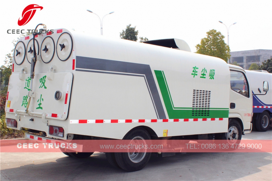 Dongfeng ၅၀၀၀ လီတာ လေဟာပြင် လမ်းသန့်ရှင်းရေးယာဉ်