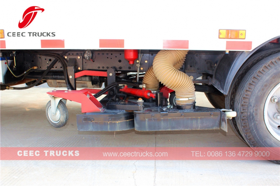 ISUZU 5 CBM လေဟာနယ် လမ်းသန့်ရှင်းရေး ကား