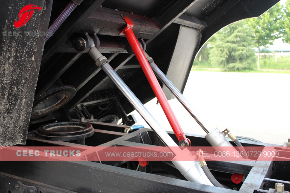 Dongfeng ၁၀၀၀၀ လီတာ လမ်းသန့်ရှင်းရေးယာဉ်