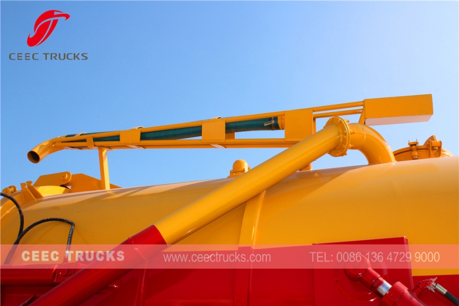 ဒေါင်ဖန်း ၁၀၀၀၀ လီတာ စွန့်ပစ်ရေ စုပ်စက်ကား