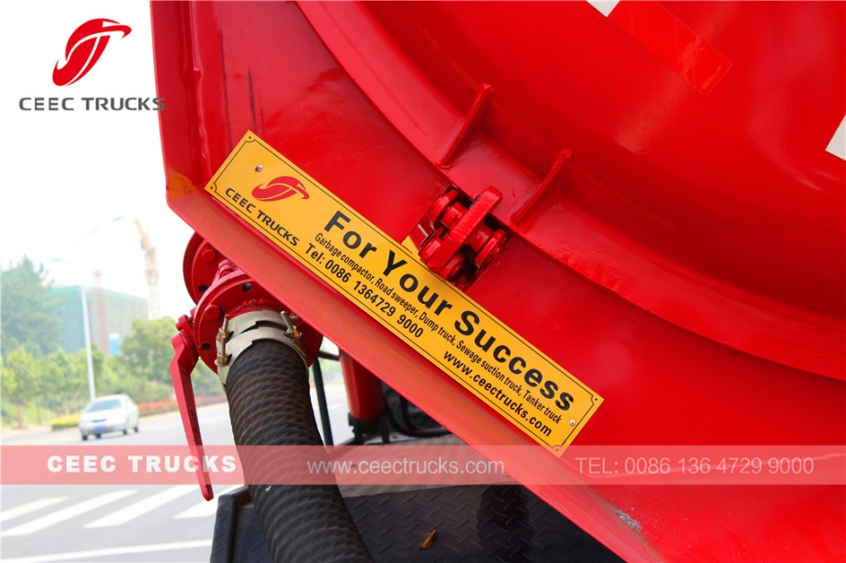 FAW ၁၈ ကျူပီအမ် စွန့်ပစ်ရေ စုပ်စက် တင်ကား