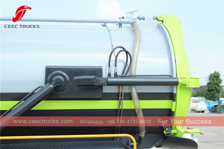 ISUZU ၈ ကျူးမီ စွန့်ပစ်ရေ ကား