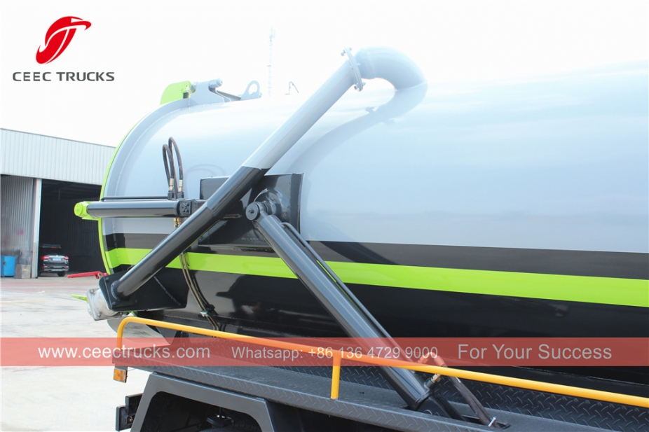 ISUZU ၈ ကျူးမီ စွန့်ပစ်ရေ ကား