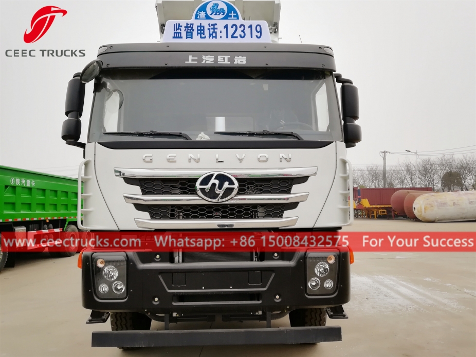 ၈x၄ ကျောက်တင်ယာဉ် IVECO