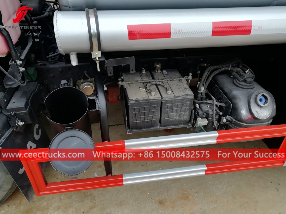 ၄.၂ ကျူပီအမ် JAC လောင်စာဆီတင်ယာဉ်