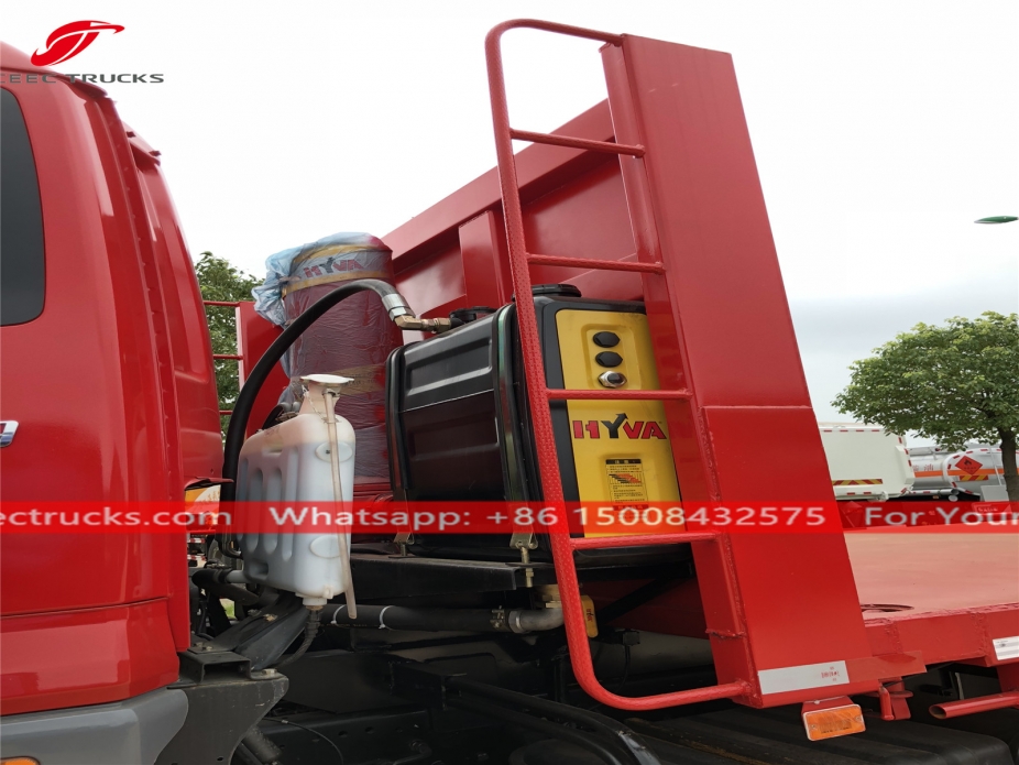 FOTON ၆x၄ ကွန်တိန်နာ ပို့ဆောင်ရေးယာဉ်