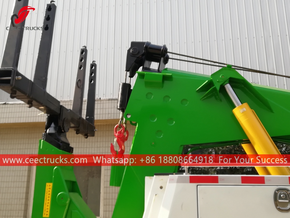 ၆x၄ လမ်းအရွေ့ကား HOWO