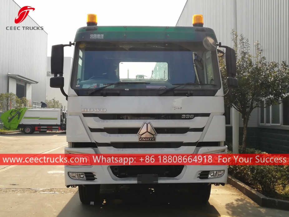 ၆x၄ လမ်းအရွေ့ကား HOWO