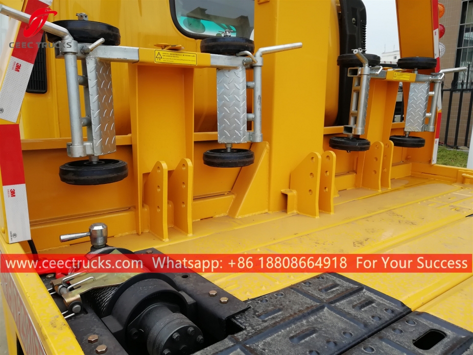 ၅ တန် လမ်းဘေး ကား ဆွဲ ISUZU