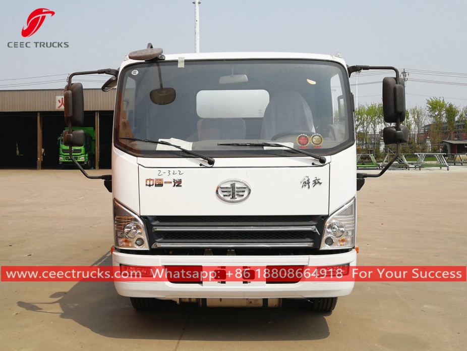 ၁၀ ကျူဗစ်မီတာ လောင်စာ တင်သည့် ကား FAW