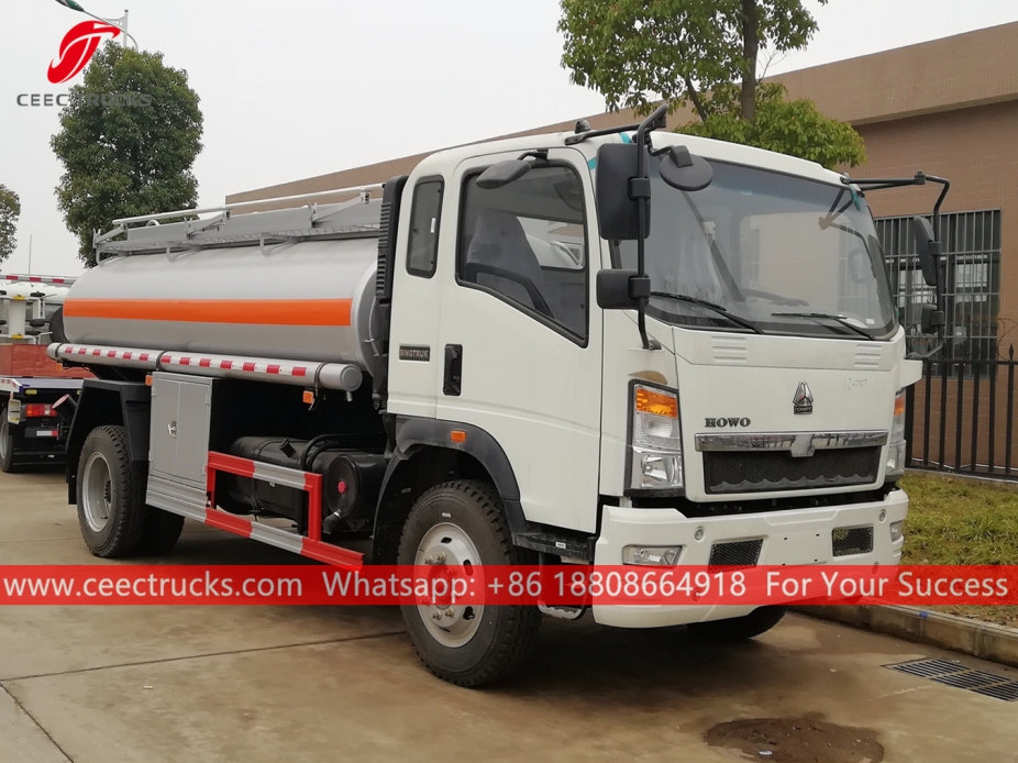 SINOTRUK HOWO ၆ ကျူဗစ်မီတာ လောင်စာ တိုင်ကီ ကား