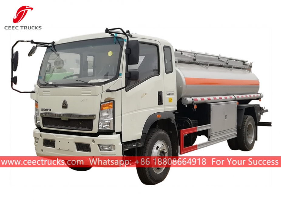 SINOTRUK HOWO ၆ ကျူဗစ်မီတာ လောင်စာ တိုင်ကီ ကား