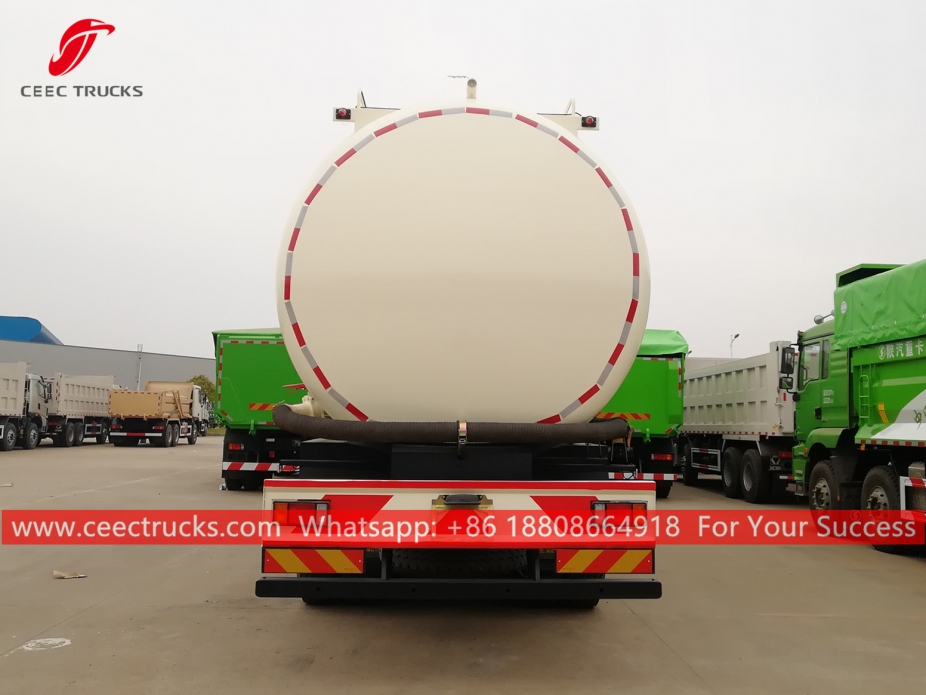 ၈X၄ ผง သယ်ယူပို့ဆောင်ရေး ကား IVECO