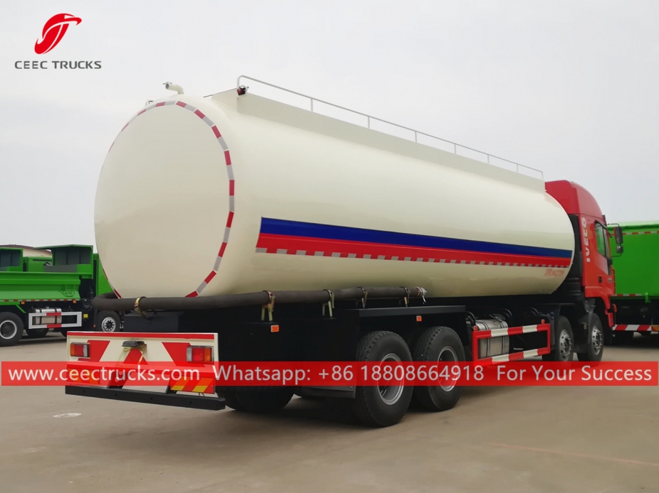 ၈X၄ ผง သယ်ယူပို့ဆောင်ရေး ကား IVECO