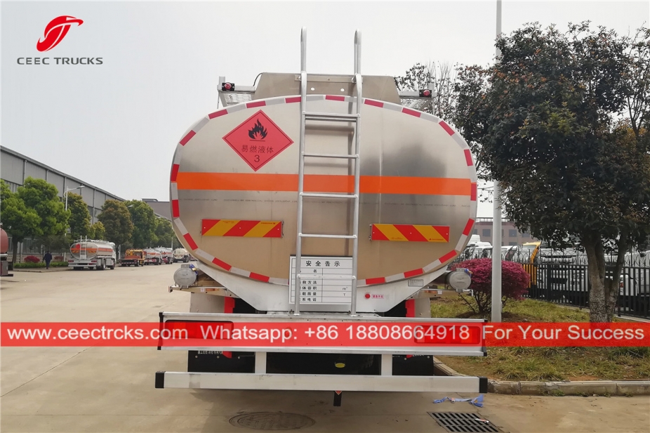 SINOTRUK ၈x၄ လောင်စာ သယ်ယူပို့ဆောင်ရေး ကား