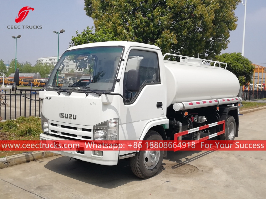 ISUZU ELF ရေဖြန်းယာဉ်