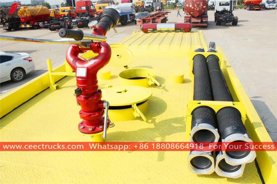 ISUZU 4+1 ကျူပီမီတာ ရေဖောင် မီးသတ်ယာဉ်