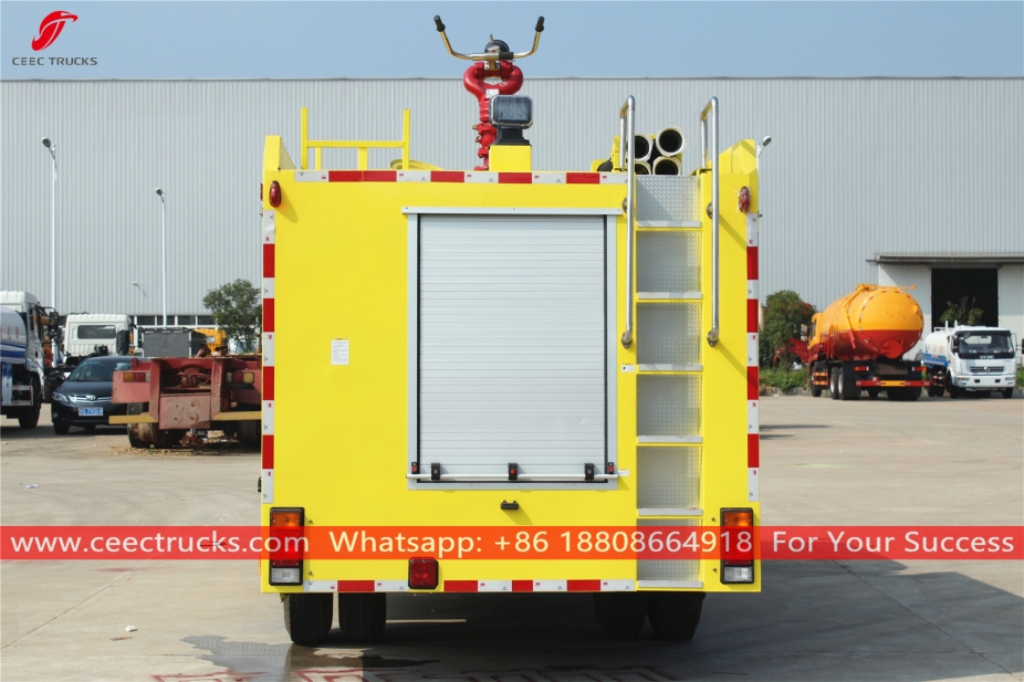 ISUZU 4+1 ကျူပီမီတာ ရေဖောင် မီးသတ်ယာဉ်