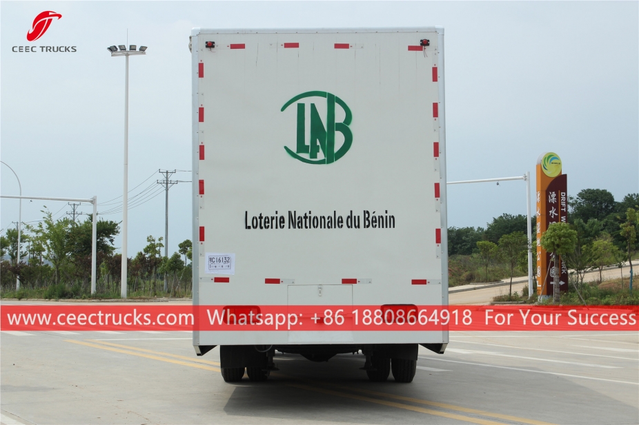 ISUZU FTR မိုဘိုင်း ပြတင်းပေါက်ကား