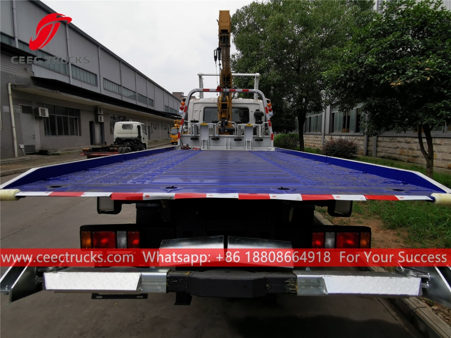 ၅ တန် လမ်းကြောင်း ကယ်ဆယ်ရေး ကရိန်းပါ ကား