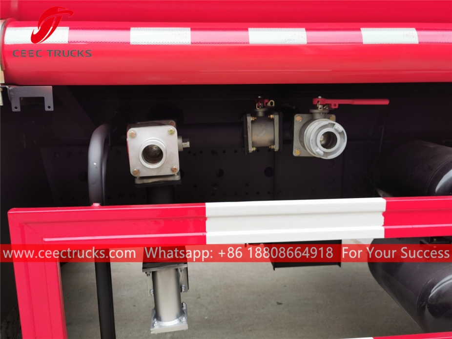 Dongfeng ၁၆ ကျူပီအမ် ရေတင်ကား