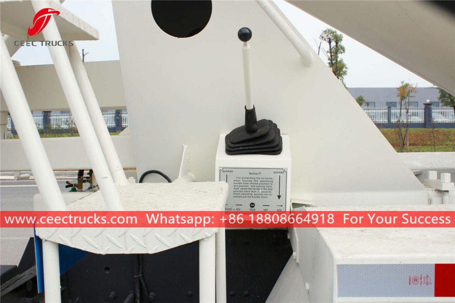 ISUZU ၁၀ ကျူပီအမ် ဆီမင် သောကား