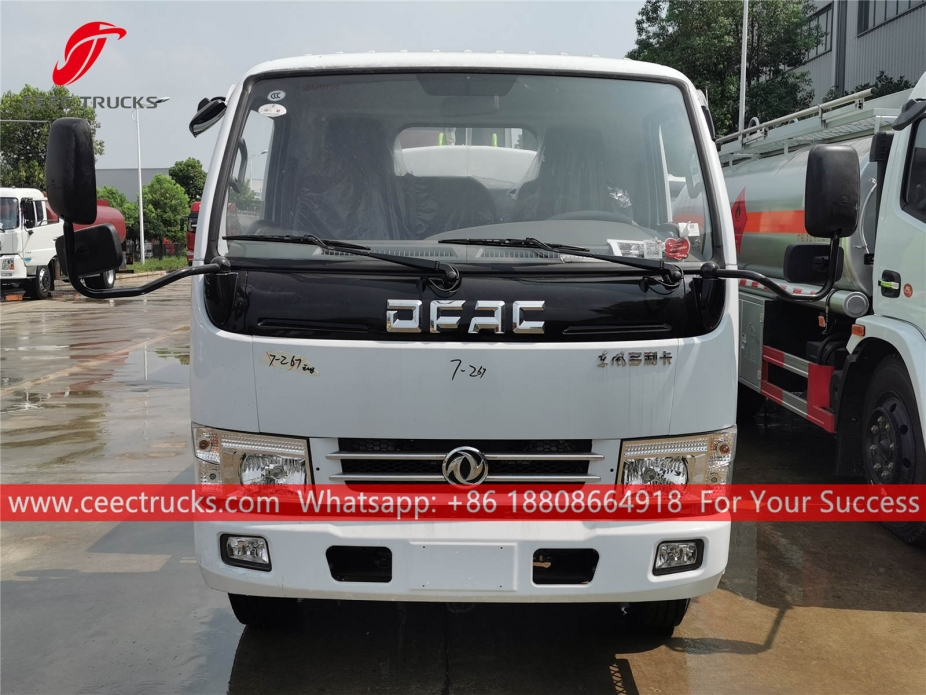 Dongfeng ၅ ကျူပီအမ် ရေတင်ကား