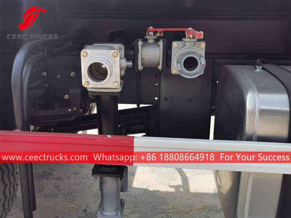 Shacman ၈ ကျပ်မီတာ ရေတင်ကား