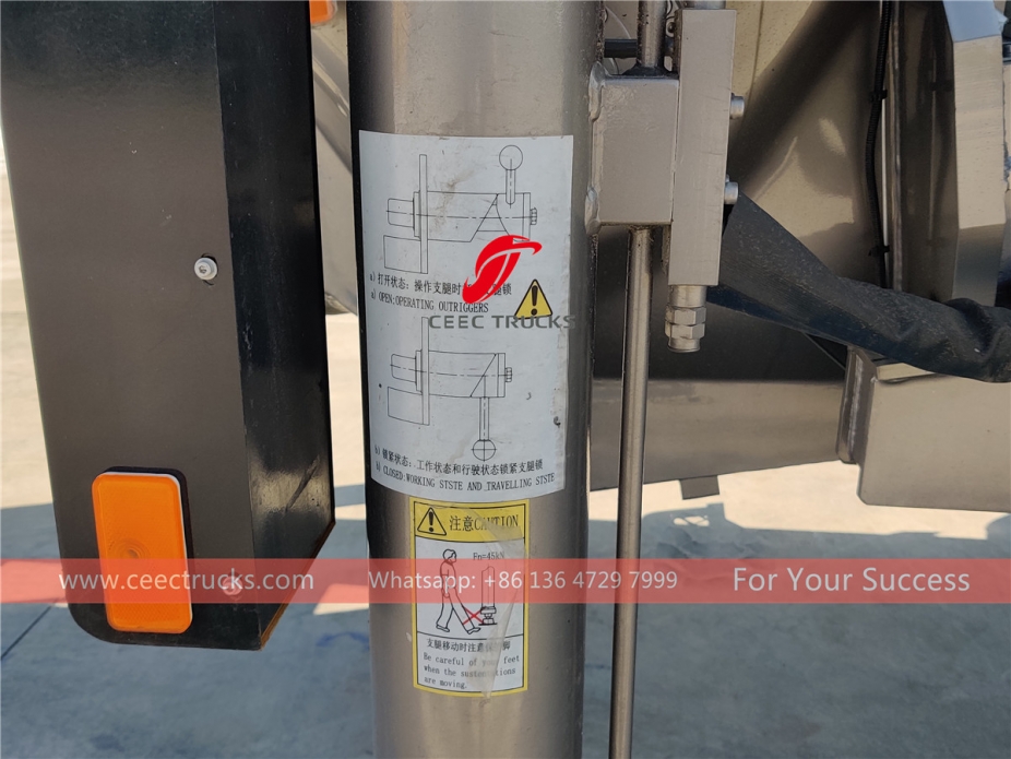 38m ဆီမင် ဘောင်ကား HOWO