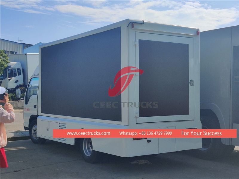 ISUZU 100P 4*2 ဘီးမောင်း မိုဘိုင်း ပွဲကြည့်စင် ကား