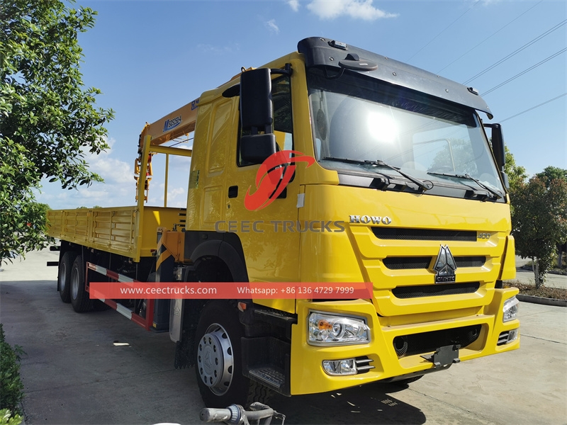 Sinotruk ၆×၄ ၄၀၀HP ယာဉ်တပ် ကရိန်း XCMG