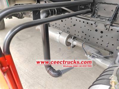 Isuzu water hauling tanker truck