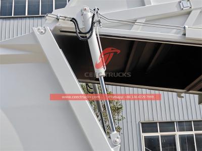 Buy ISUZU 16CBM garbage compactor truck