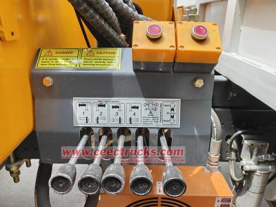 HOWO 12Ton heavy boom crane truck