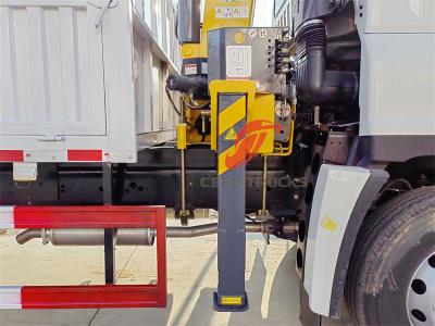 Philippine Isuzu FVR 240HP boom crane truck