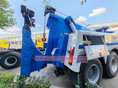 Sinotruk HOWO 8X4 Recovery Truck